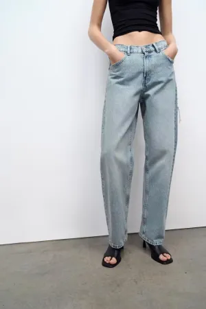 Retro High-Waisted Loose-Fit Jeans for Women with Perforated Hole Detailing